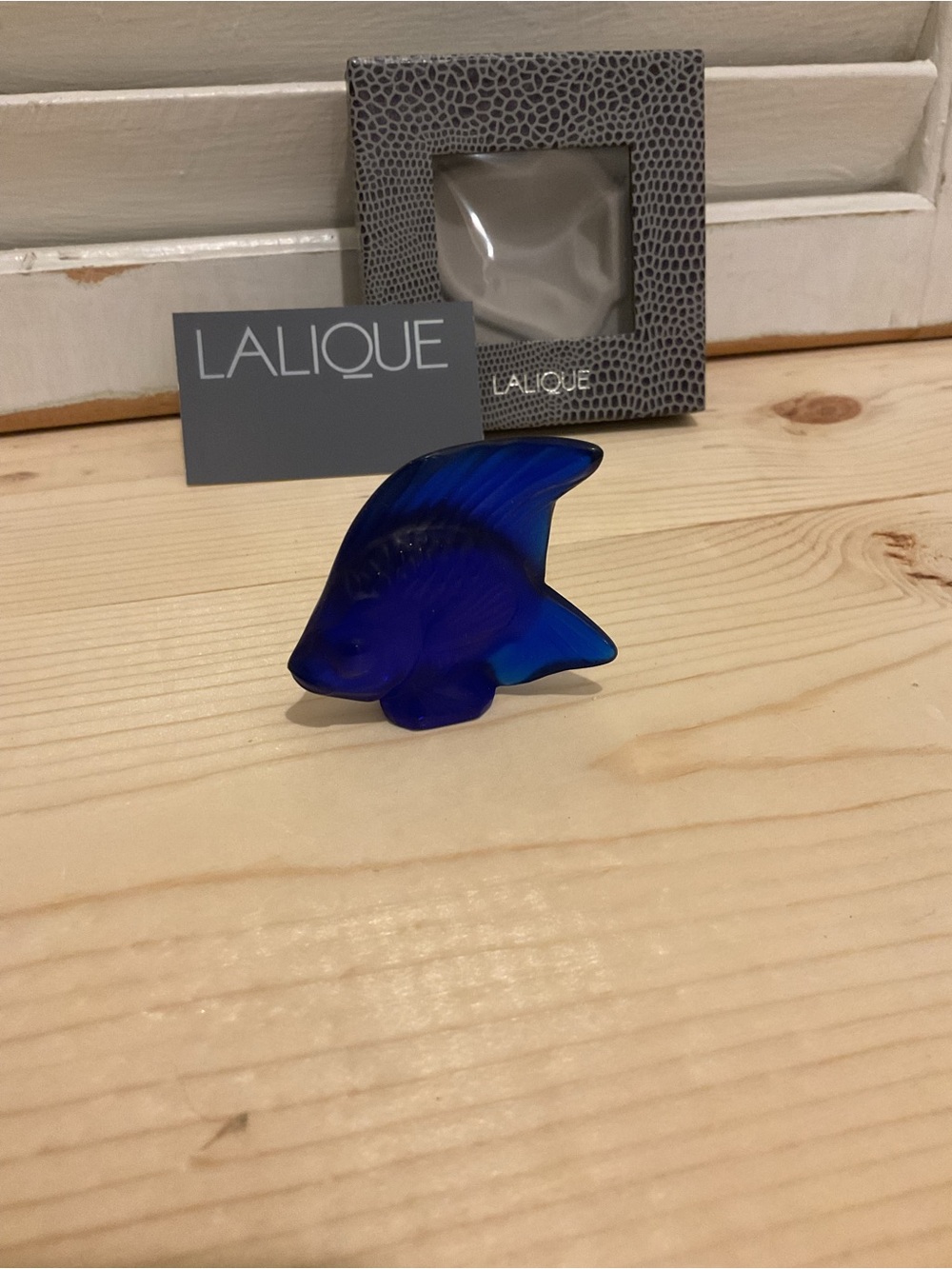 LALIQUE Cachet Poisson Blue Cap Ferrat Fish Figurine -  Sculpture